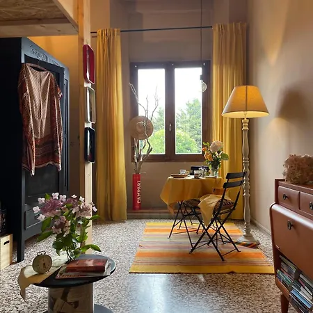 La Breda Homestay *